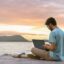 shutterstock 2160904153 64x64 - Arbeiten auf der ganzen Welt – wie wird man ein digitaler Nomade?