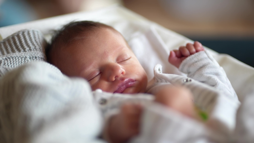 shutterstock 2342854421 - Die beliebtesten Vornamen für Jungen im Jahr 2024